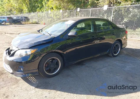 2013 Toyota Corolla S z USA, uszkodzony, nr VIN 2T1BU4EE9DC041229